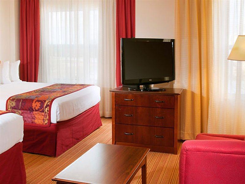 Residence Inn By Marriott Orlando At Seaworld Williamsburg Exterior foto